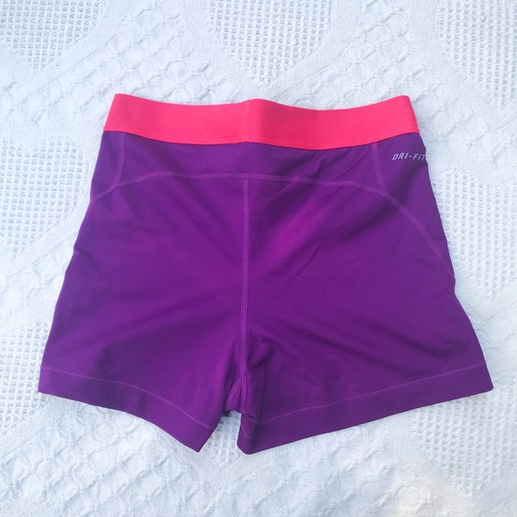Purple Nike pros with pink band - Picture 2 of 3